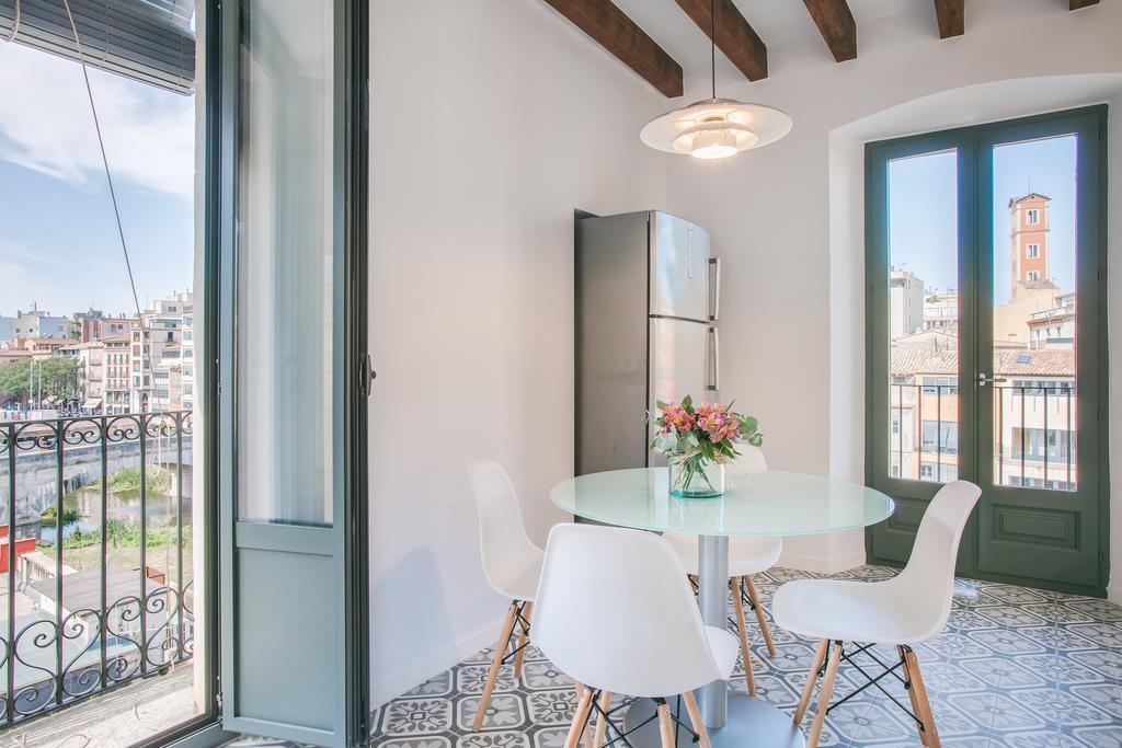 Flateli Rambla 5 3-2 Girona Quarto foto